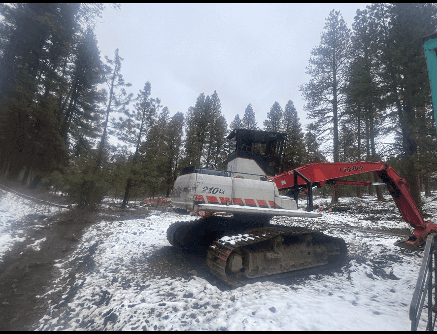 210-LC Link Belt log loader 